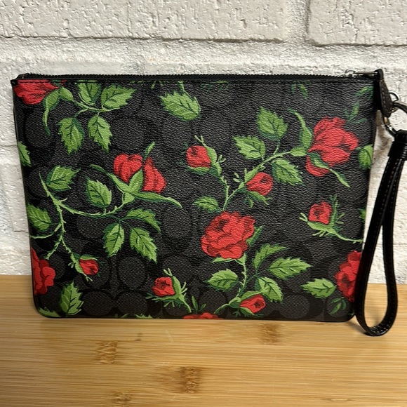 NWT Coach CC911 Pouch Trio In Mix Print (floral rose) - Picture 4 of 7
